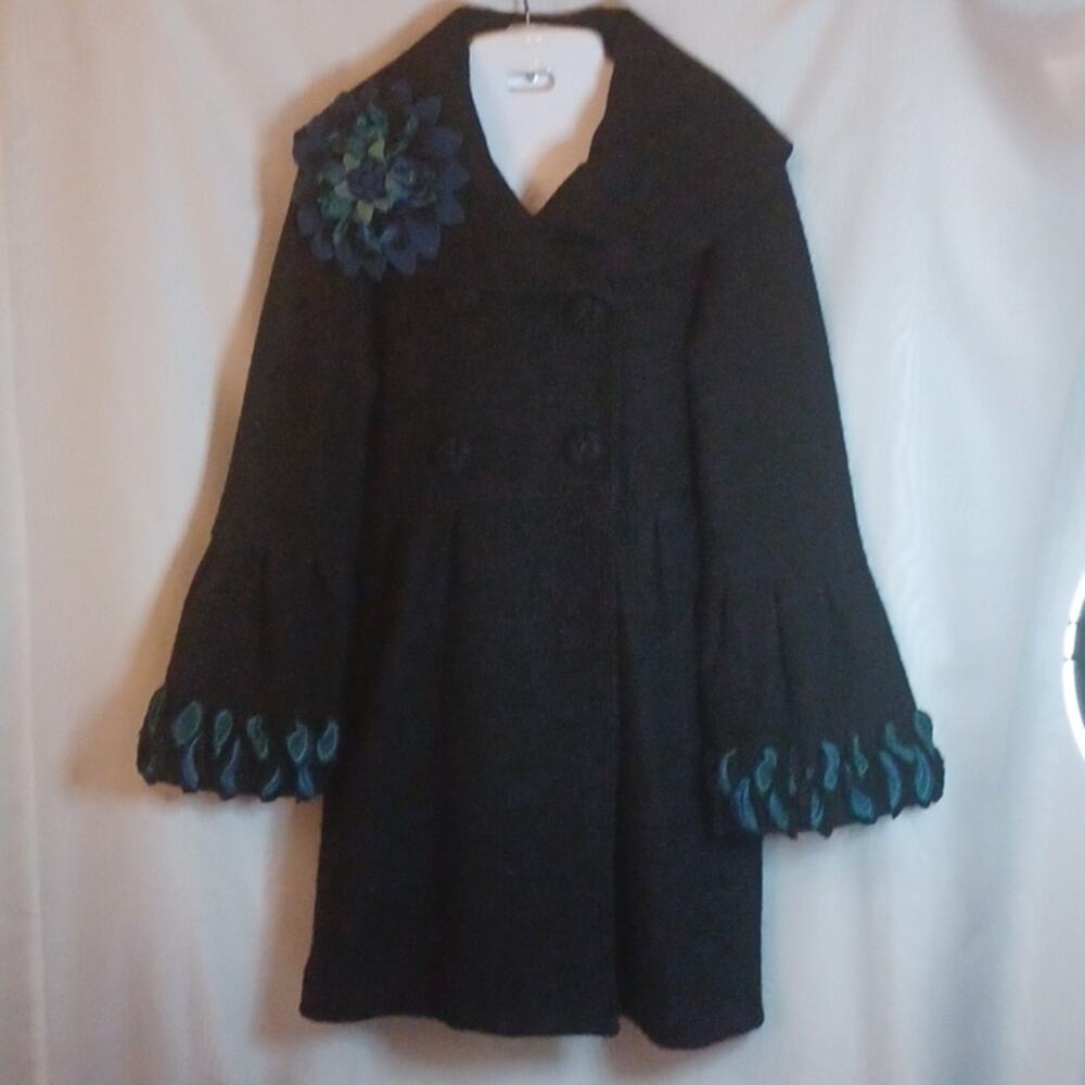 Vintage CoVelo Clothing. Women's Black & Blue  Wool Coat. Size M.